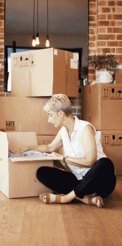 Umzugsboxen in dem der Hausratsortiert wurde